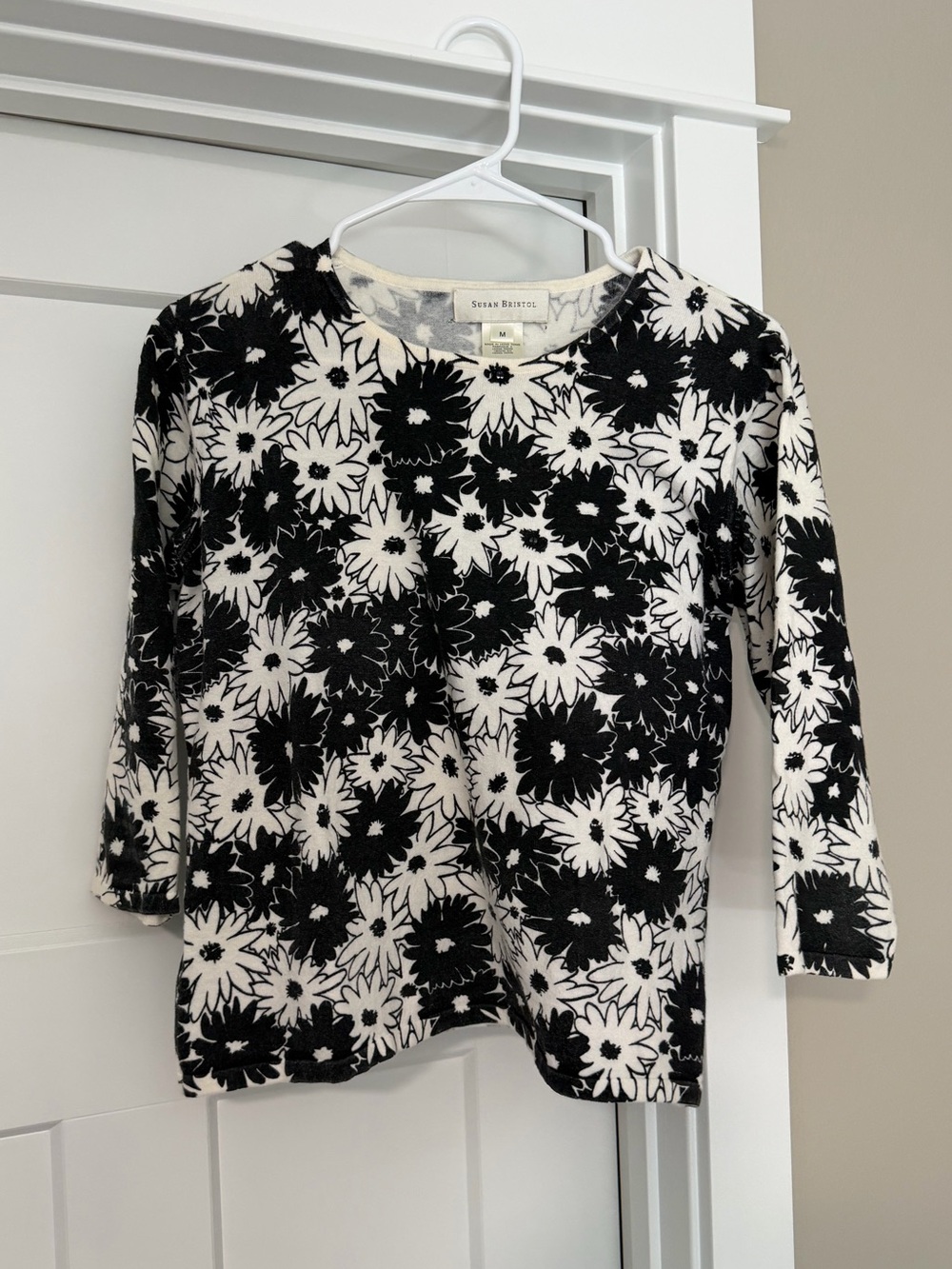 Vintage Susan Bristol Black & White Floral 3/4 Sleeve Top